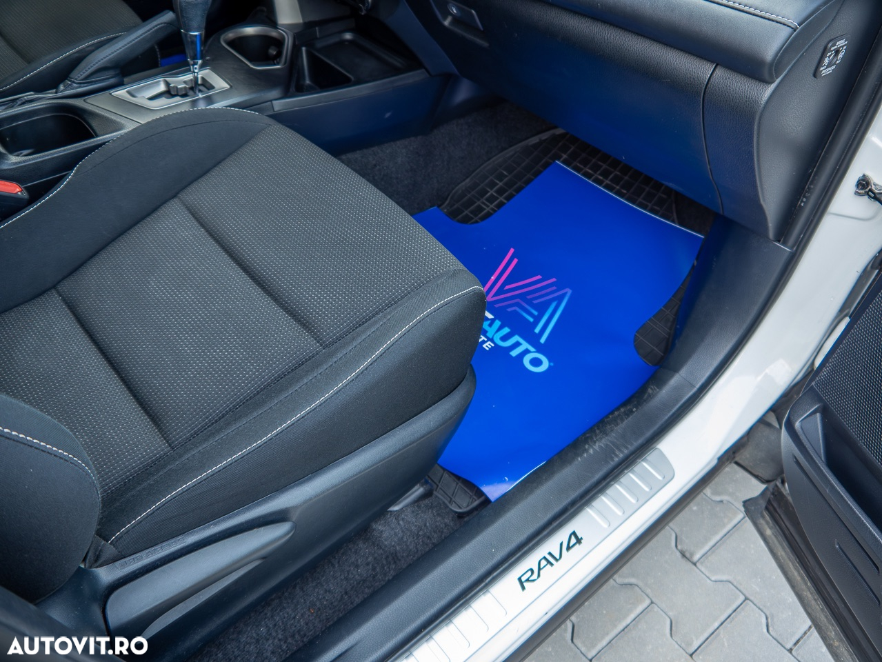 Toyota RAV4 2.5 4x2 Hybrid Executive - 27