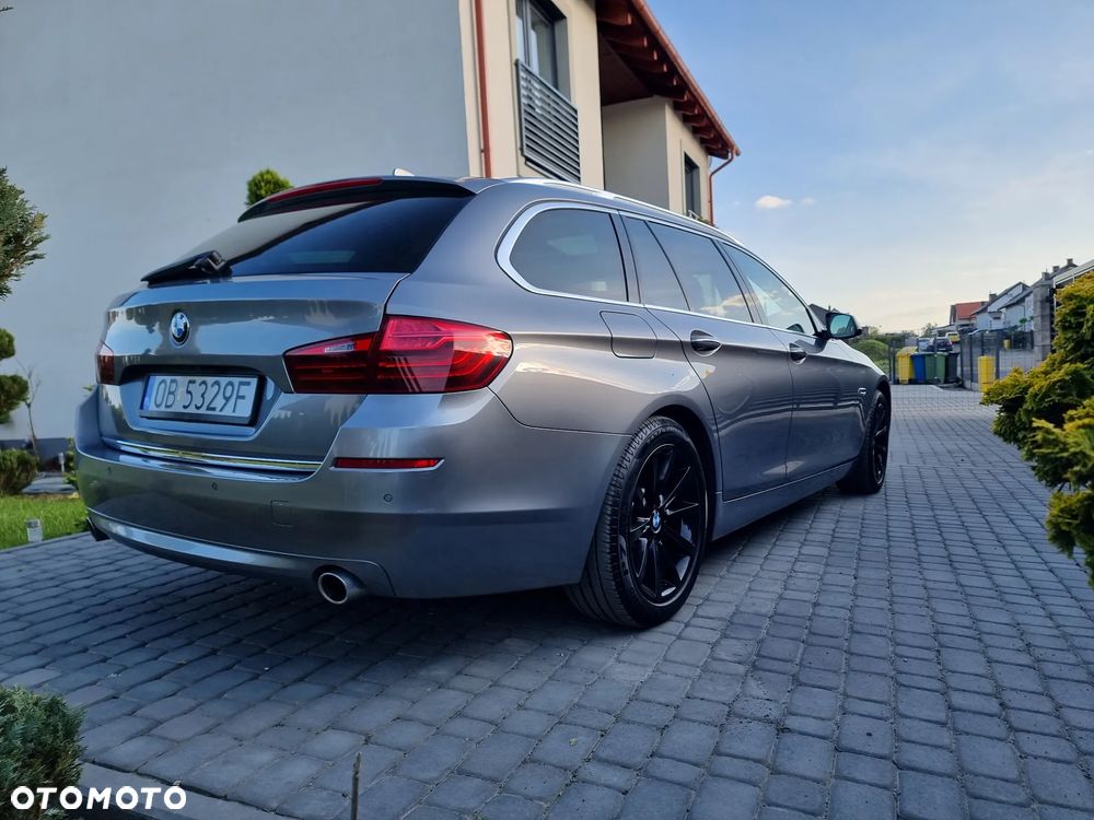 BMW Seria 5 535d xDrive Touring Sport-Aut Luxury Line - 2