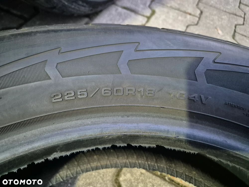 OPONY ZIMOWE GOOD YEAR 225/60 R18 - 9
