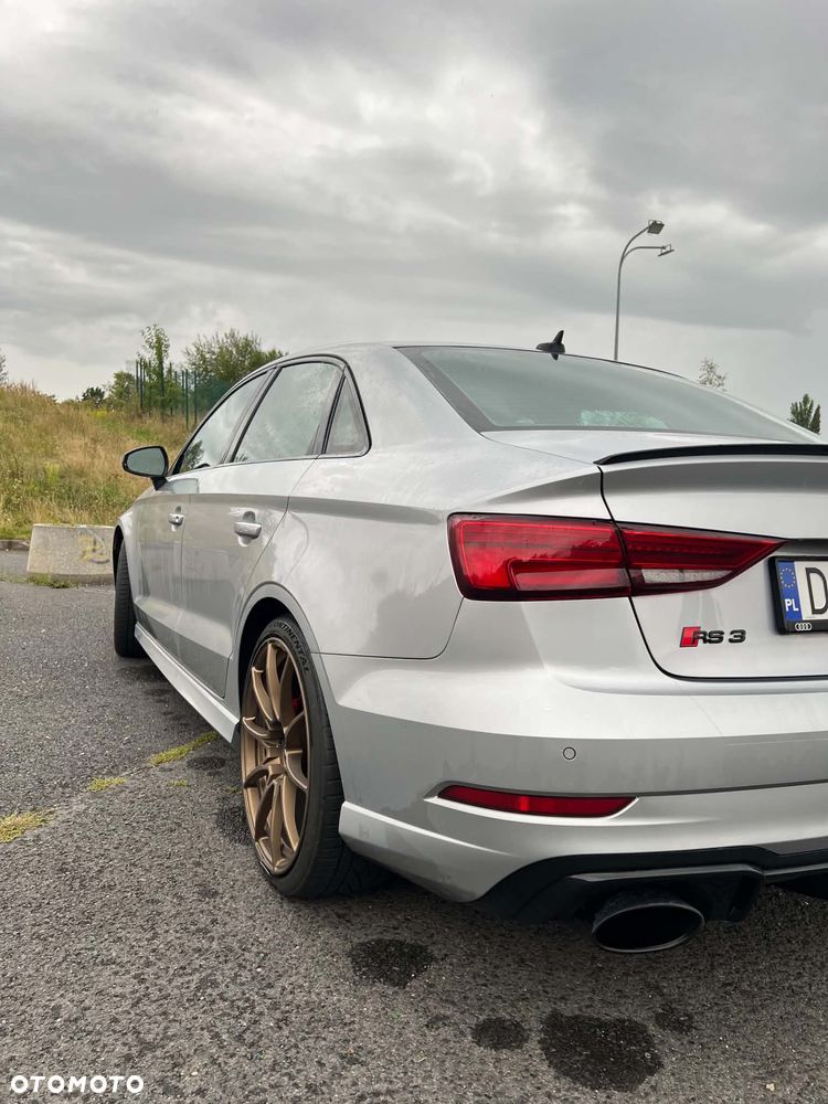Audi RS3 Limousine - 9