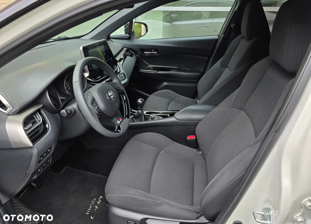 Toyota C-HR - 17