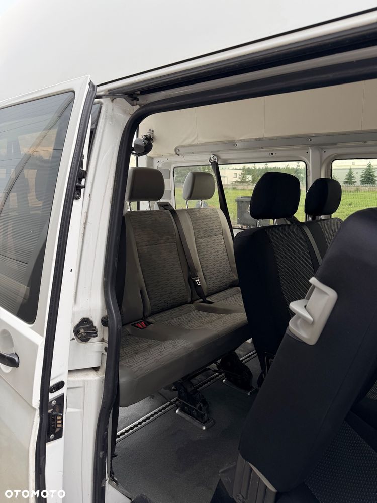 Volkswagen Transporter L2H2 - 18