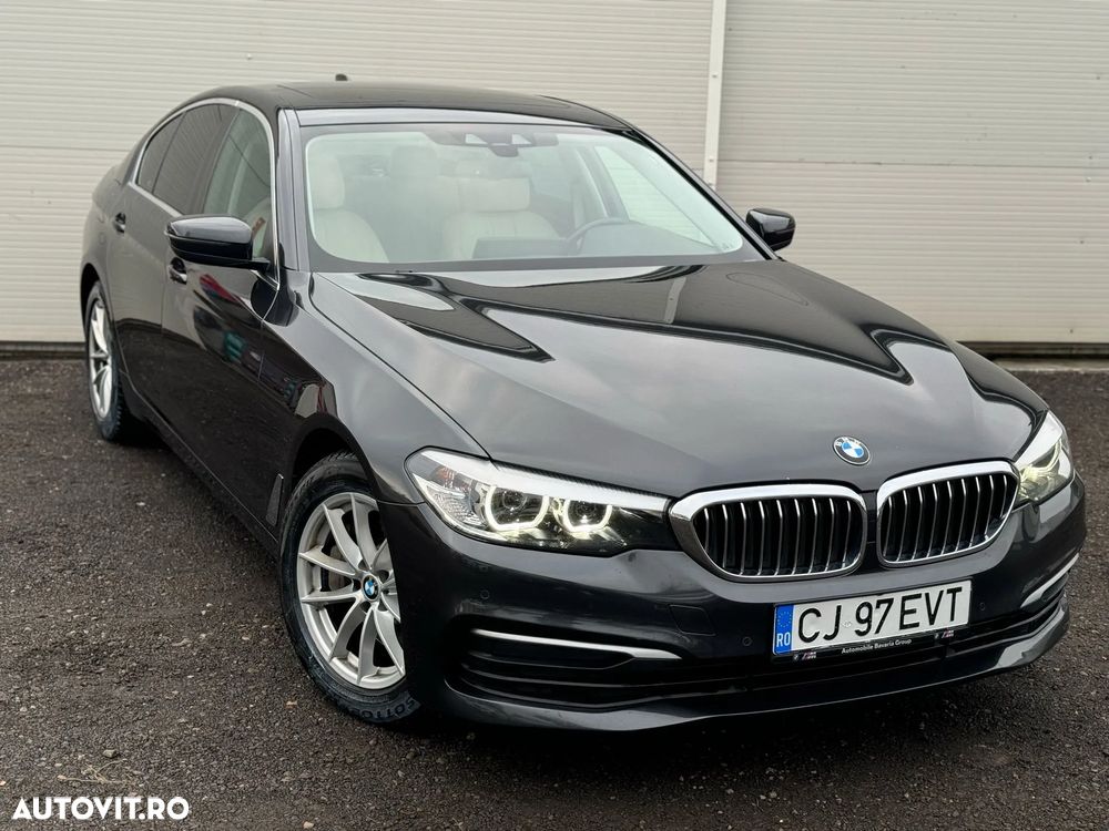 BMW Seria 5 530i xDrive AT - 2