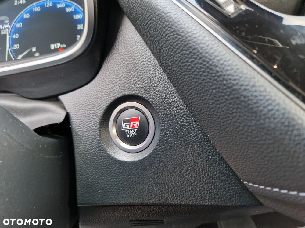 Toyota Corolla 2.0 Hybrid GR Sport Dynamic - 28