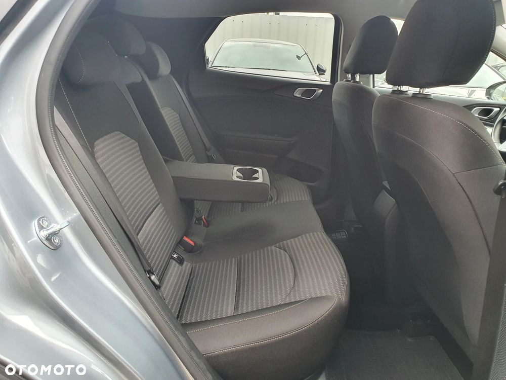 Kia XCeed 1.5 T-GDI M DCT - 25