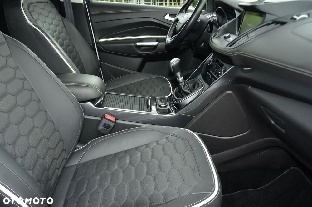 Ford Kuga Vignale 2.0 TDCi FWD - 25
