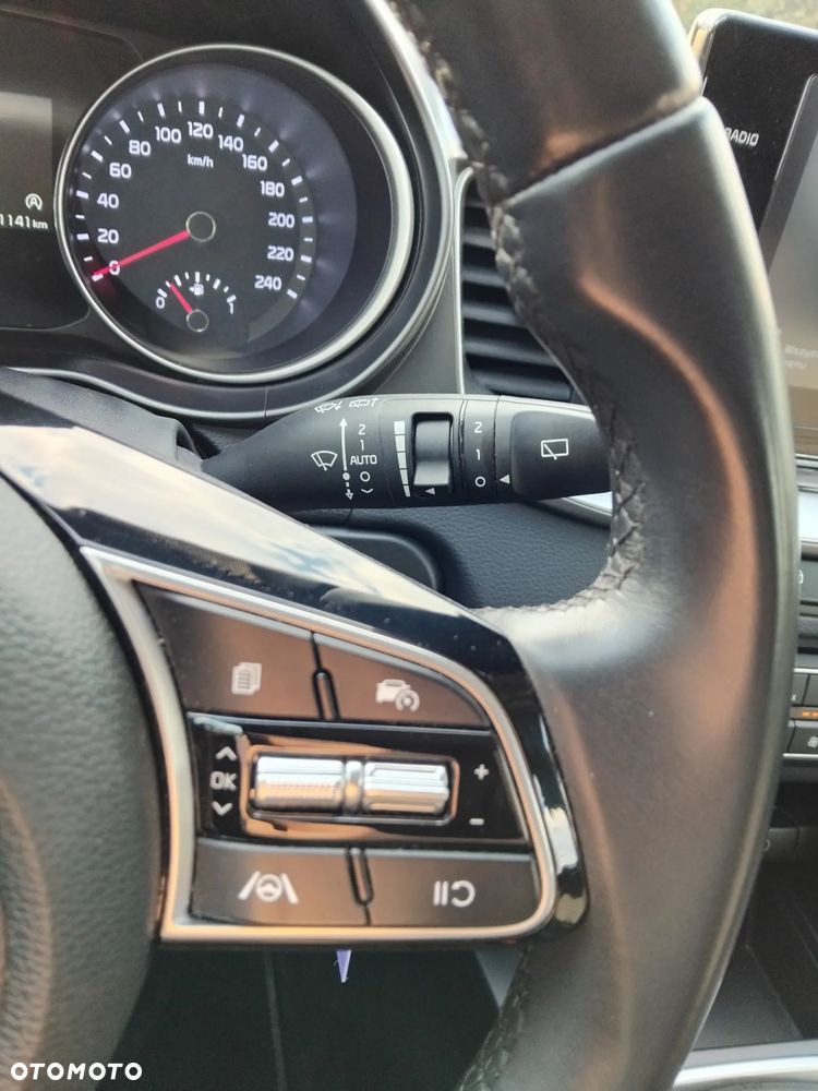 Kia Ceed 1.5 T-GDI M - 11