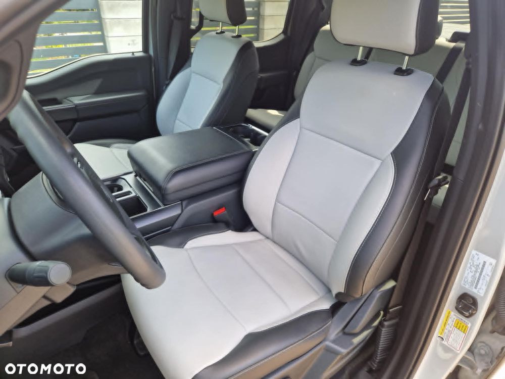 Ford F150 - 8