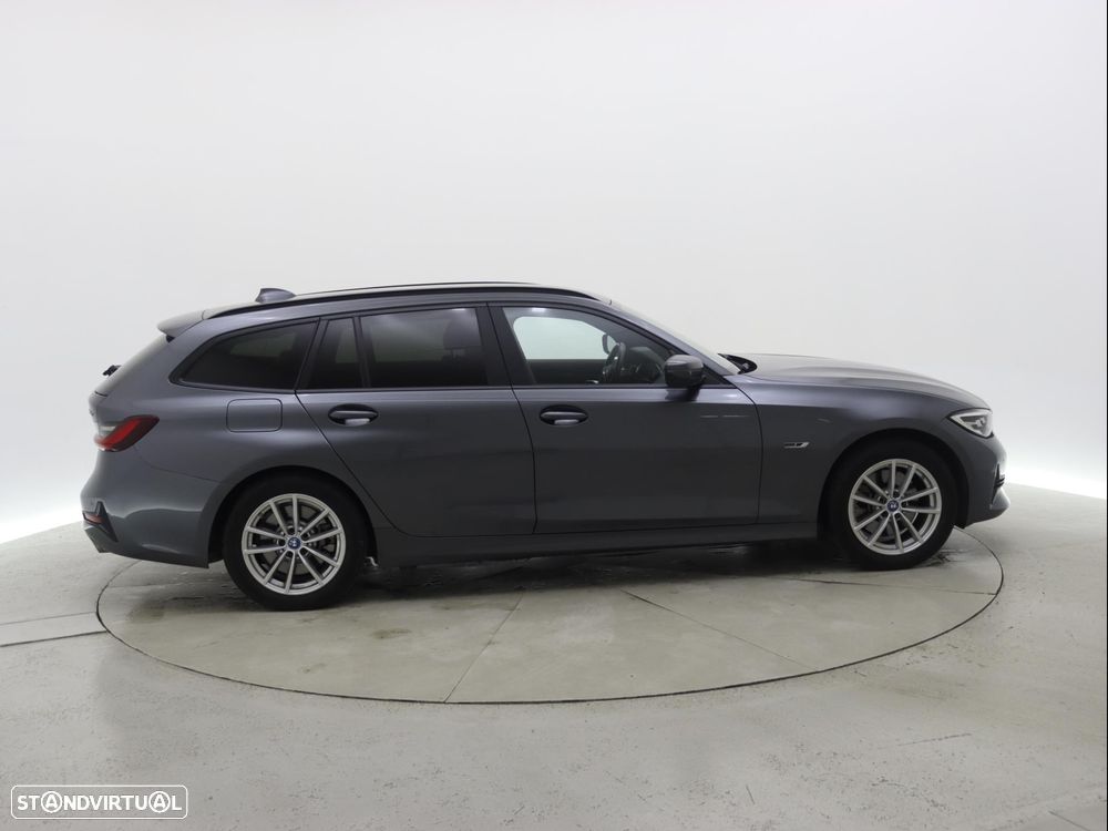 BMW 320 e Touring Corporate Edition Auto - 8