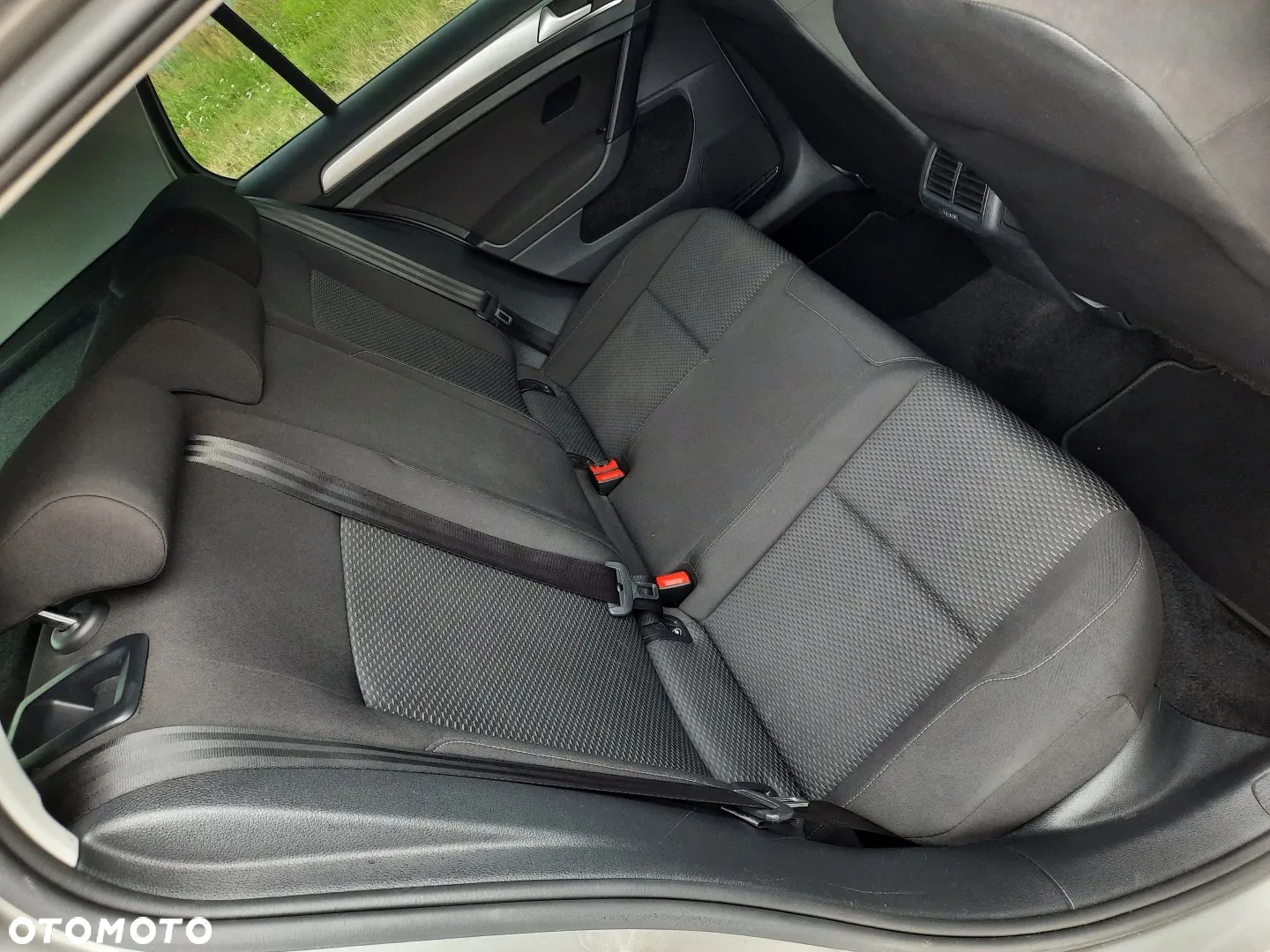 Volkswagen Golf 1.6 TDI (BlueMotion Technology) DSG Comfortline - 21