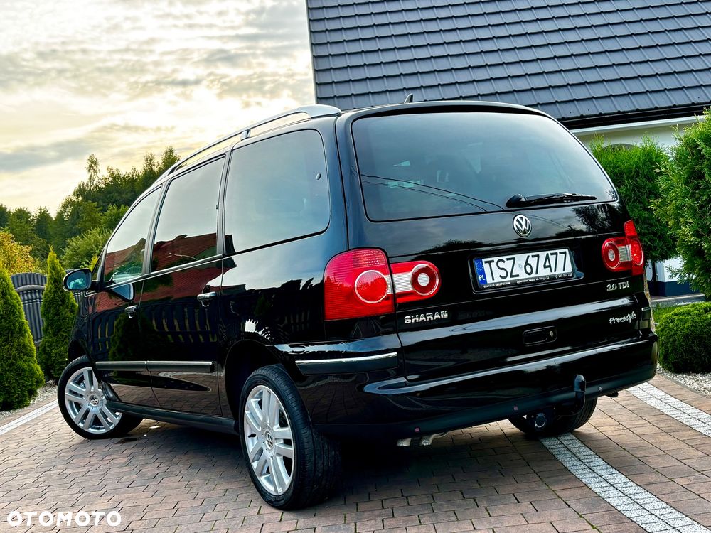 Volkswagen Sharan 2.0 TDI Highline - 12