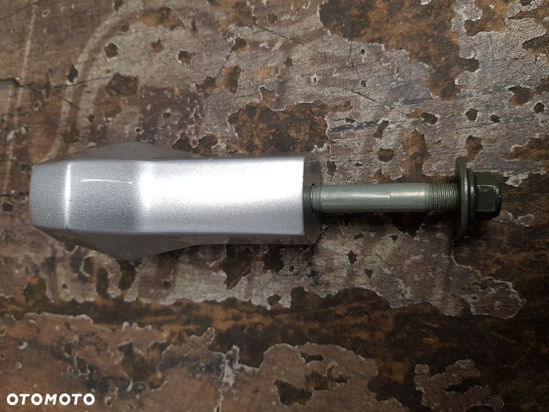 Mocowanie kierownicy risery - 3