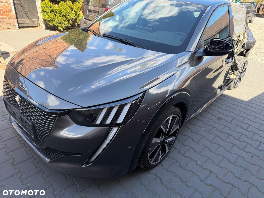 Peugeot 208 PureTech 130 EAT8 GT Pack - 1
