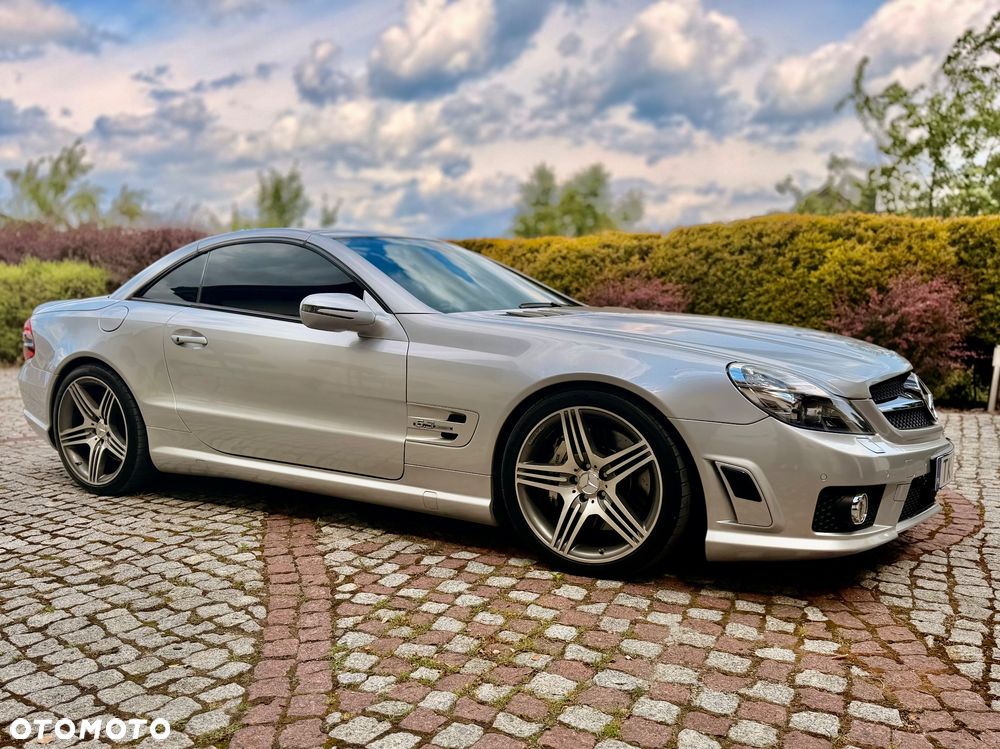 Mercedes-Benz SL 63 AMG - 4
