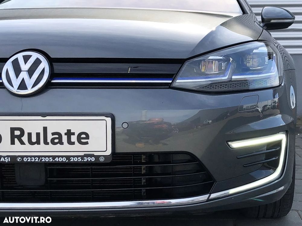Volkswagen e-Golf - 13