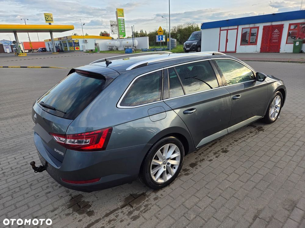 Skoda Superb 2.0 TSI Style DSG - 4