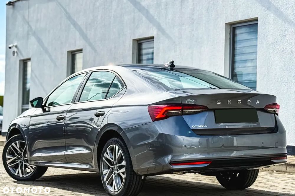 Skoda Octavia 1.5 TSI mHEV Drive Selection DSG - 10