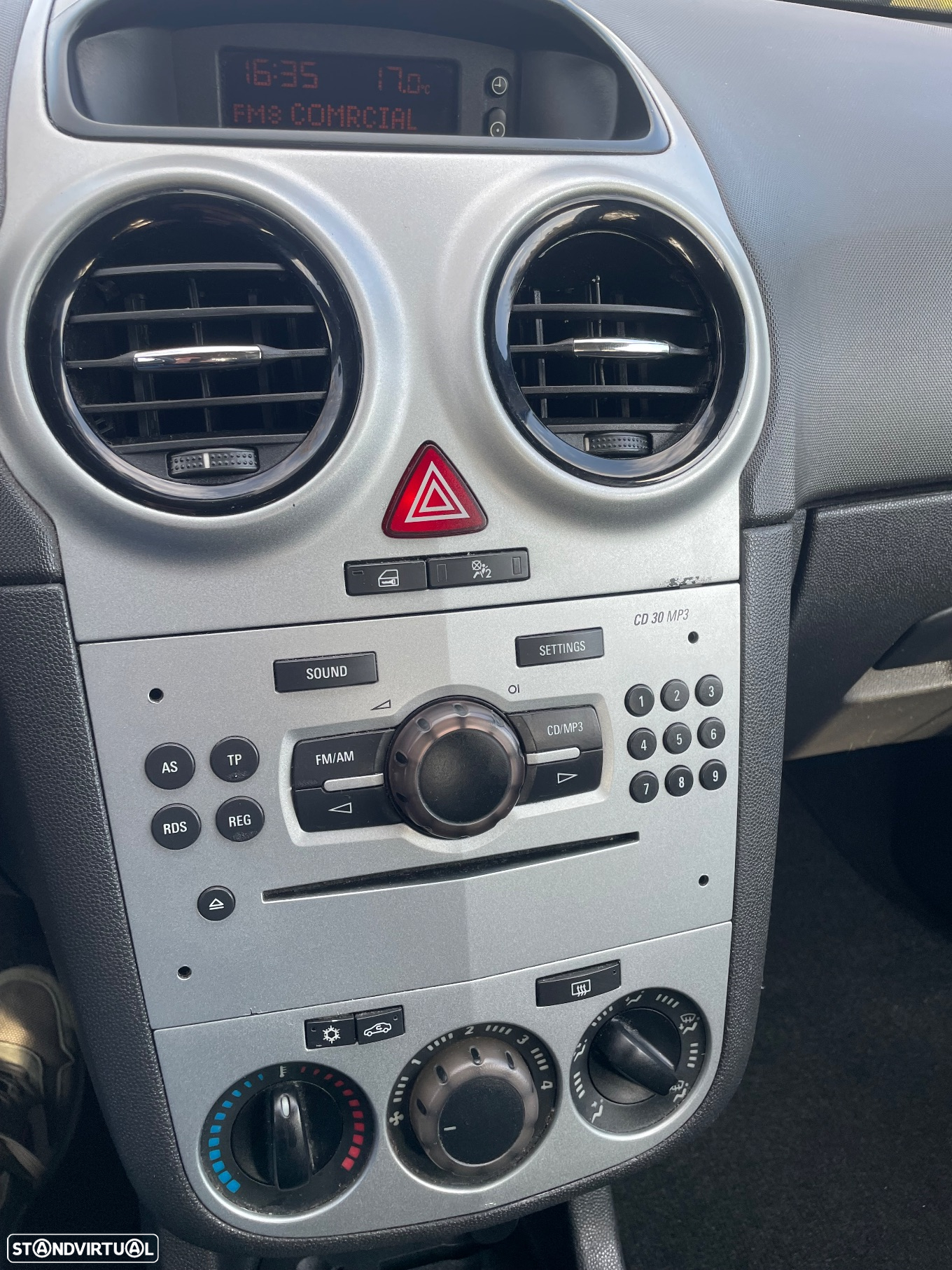 Opel Corsa 1.3 CDTi Enjoy EcoFLEX - 14