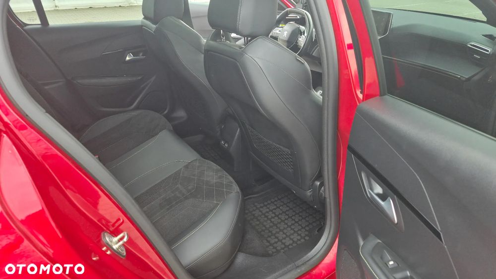 Peugeot 208 1.2 PureTech GT S&S EAT8 - 11