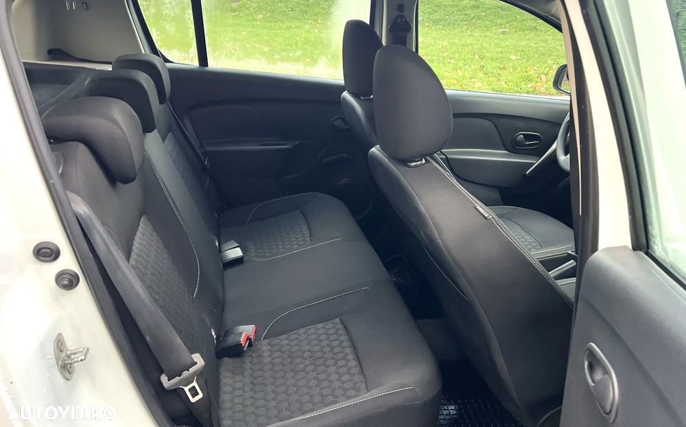 Dacia Sandero TCe 90 Celebration - 9