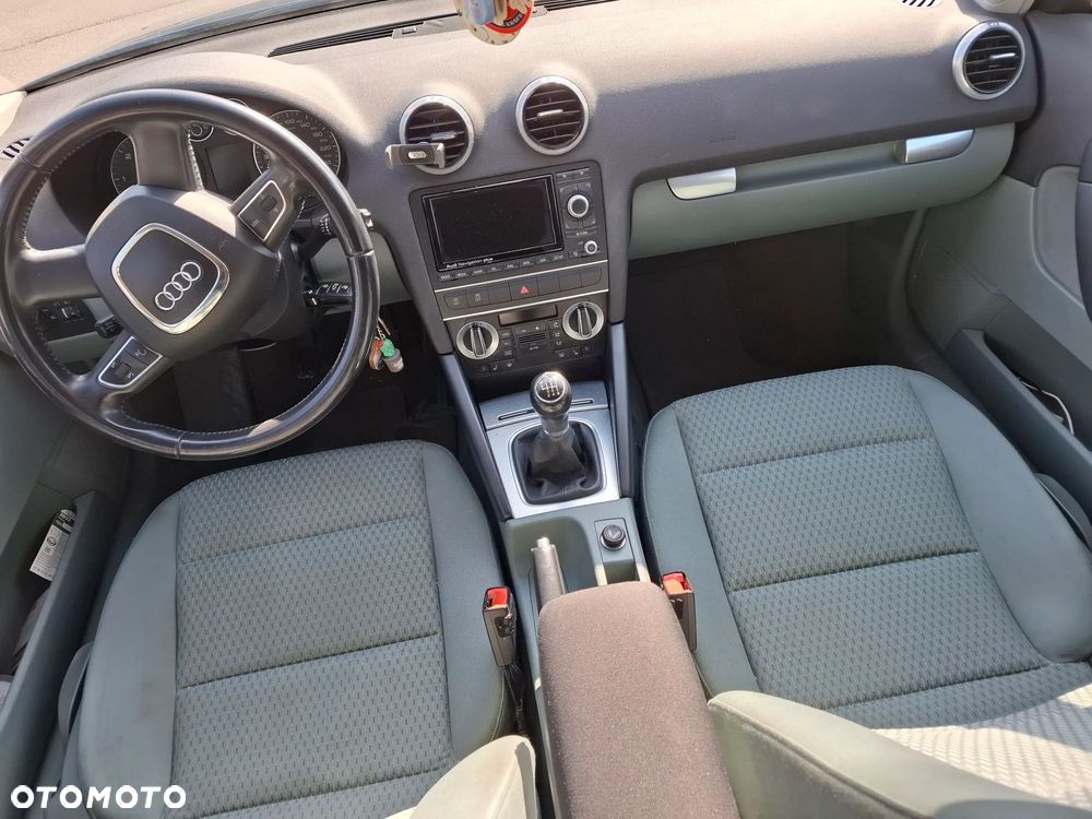 Audi A3 Sportback 2.0 TDI DPF Ambiente - 12