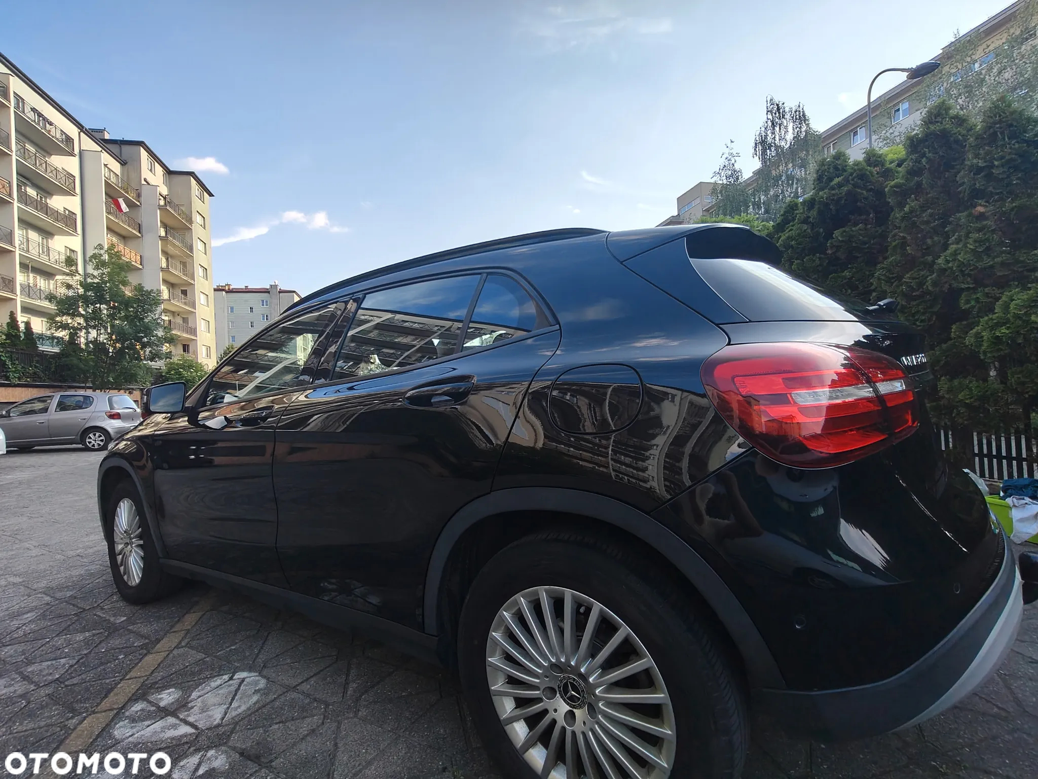 Mercedes-Benz GLA 200 7G-DCT Style - 20