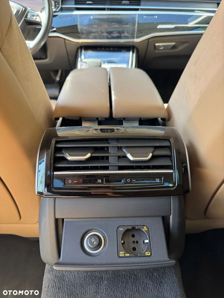 Audi A8 55 TFSI mHEV Quattro Tiptr - 15