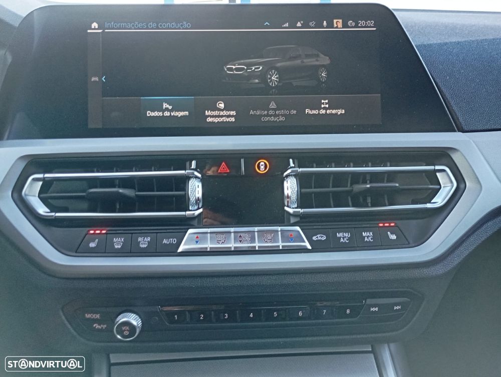BMW 330 - 16