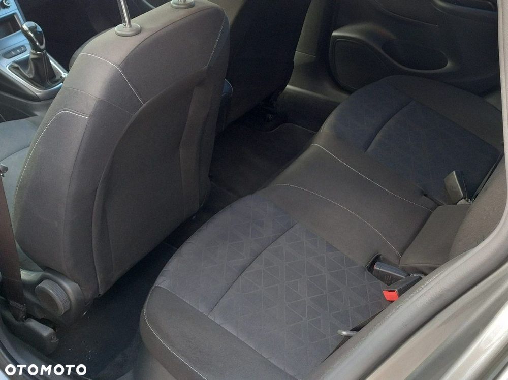 Opel Astra - 10