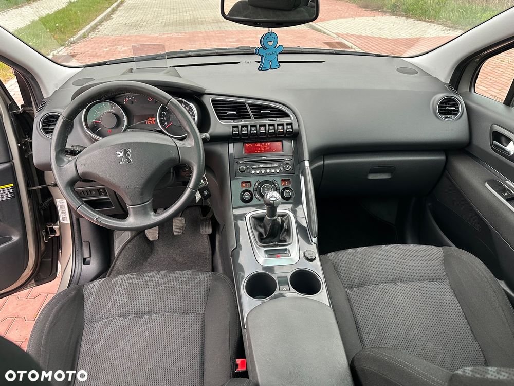 Peugeot 3008 120 VTi Premium - 32