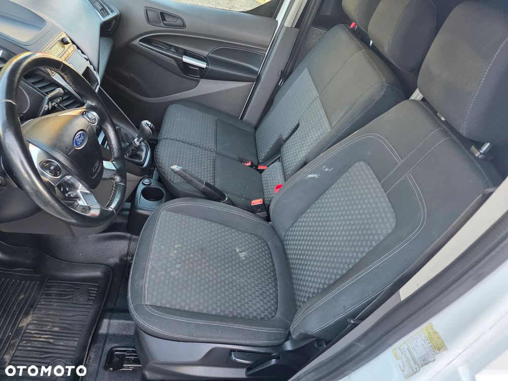 Ford Transit Connect - 12
