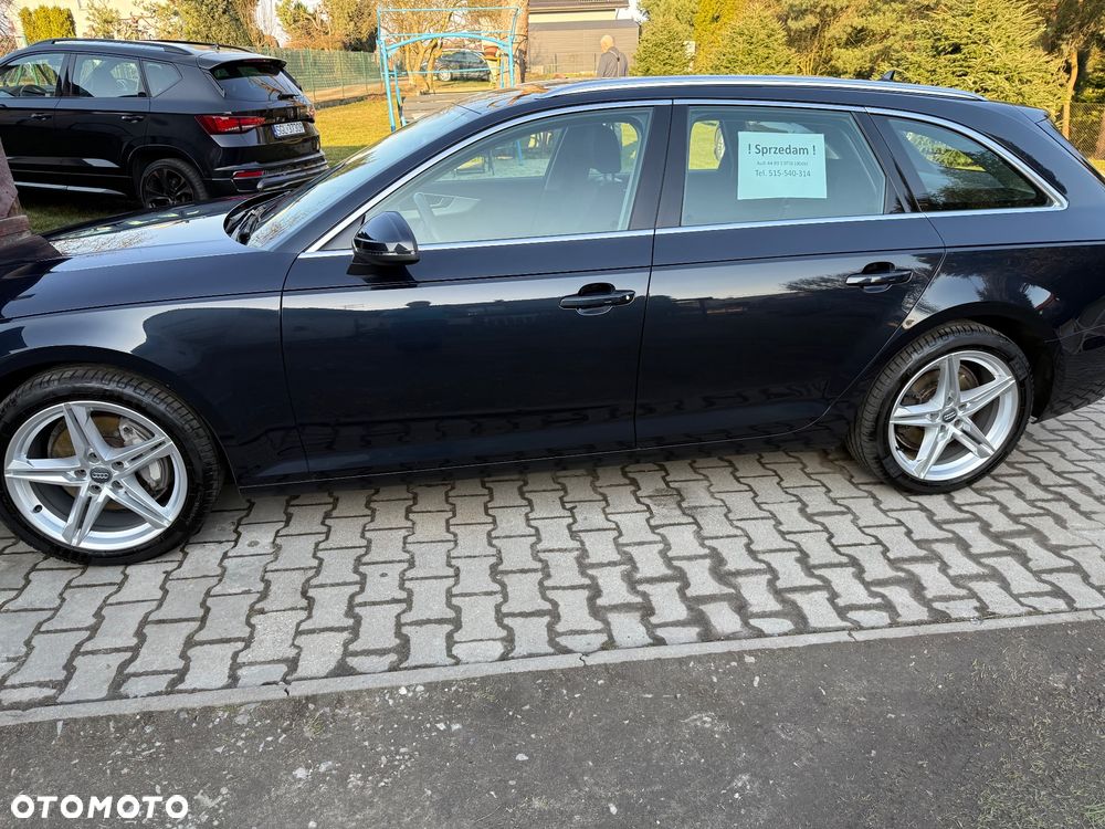 Audi A4 Avant 2.0 TDI S tronic - 12