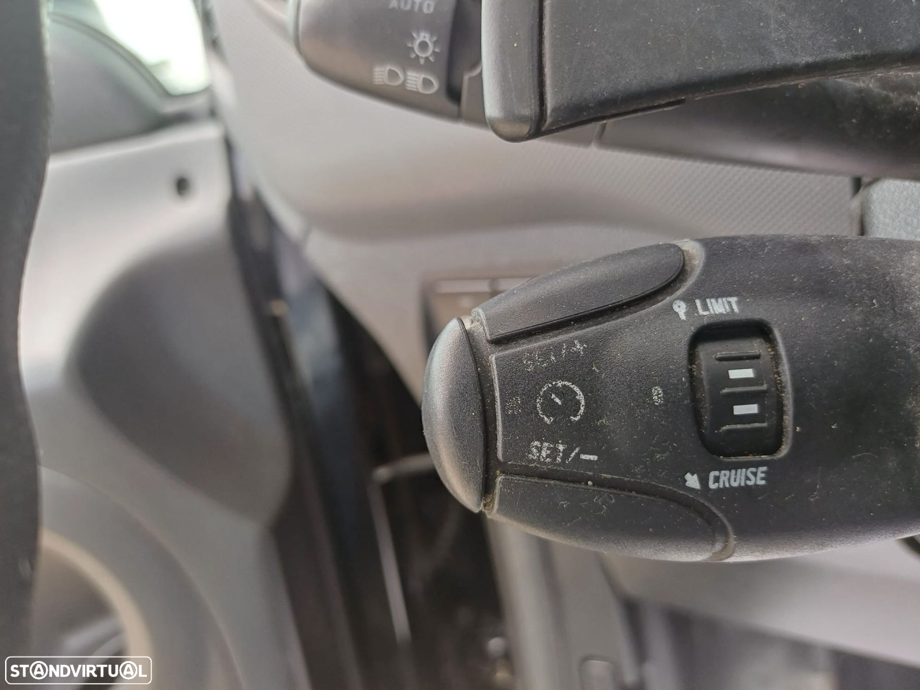 Citroën Berlingo 1.6 HDi Automática 3 Lug. - 31