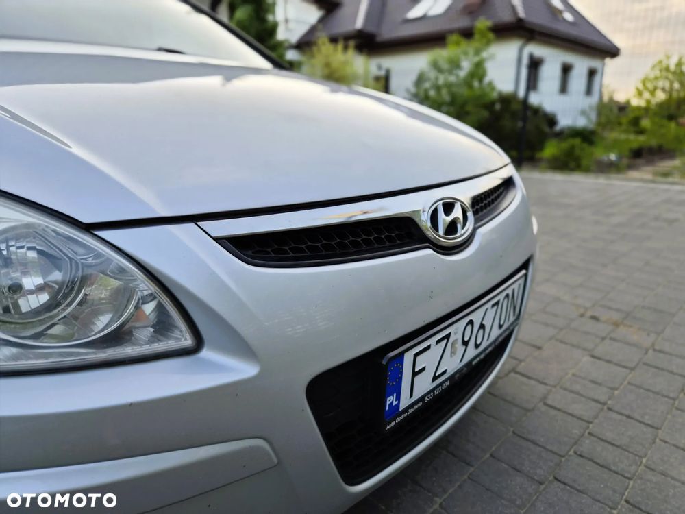 Hyundai i30 - 23