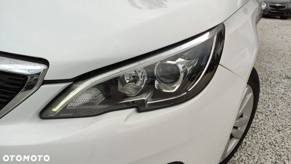 Peugeot 308 - 21