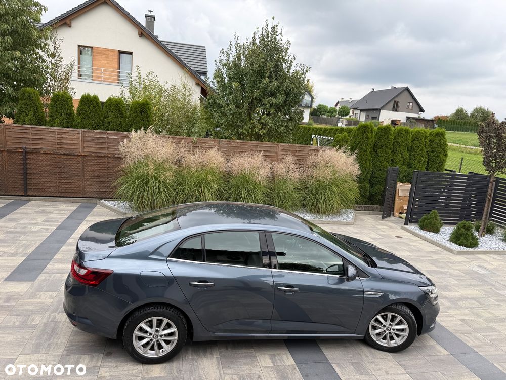 Renault Megane 1.5 Blue dCi Intens - 11