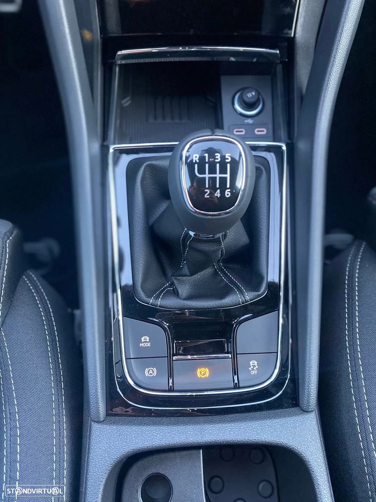 Skoda Karoq 1.0 TSI Sportline - 18