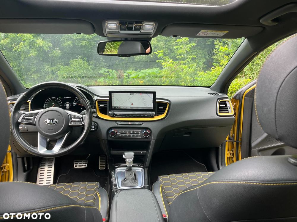 Kia XCeed 1.4 T-GDI L Business Line DCT - 13
