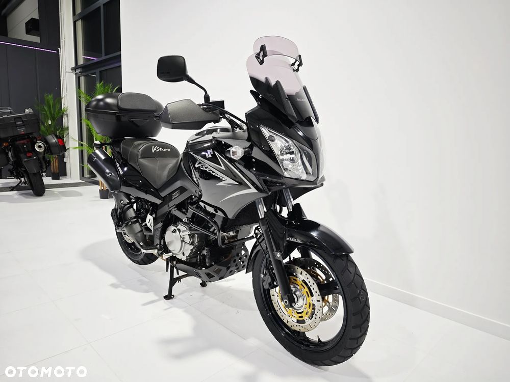 Suzuki V-STROM - 8