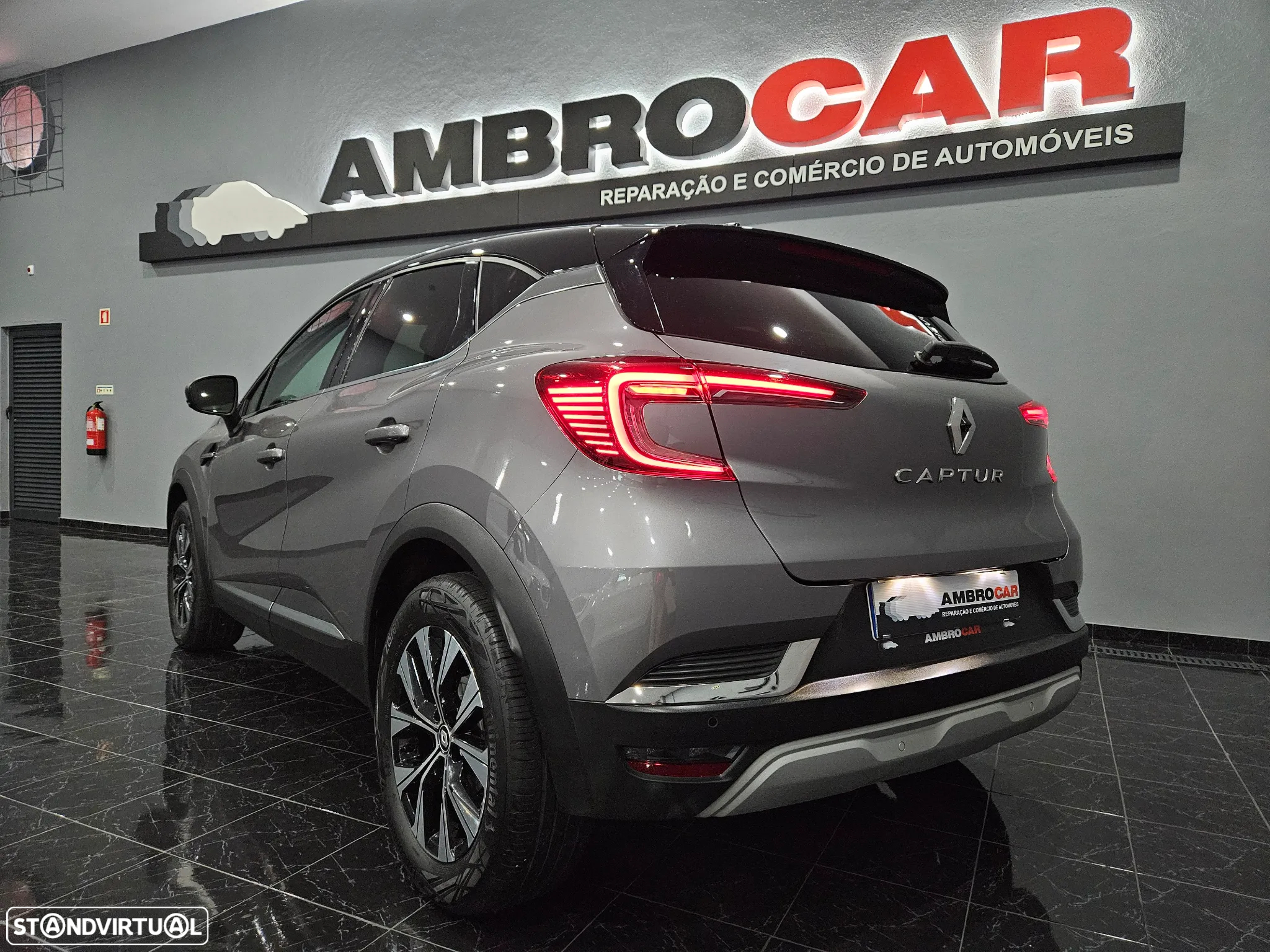 Renault Captur 1.0 TCe Techno - 4