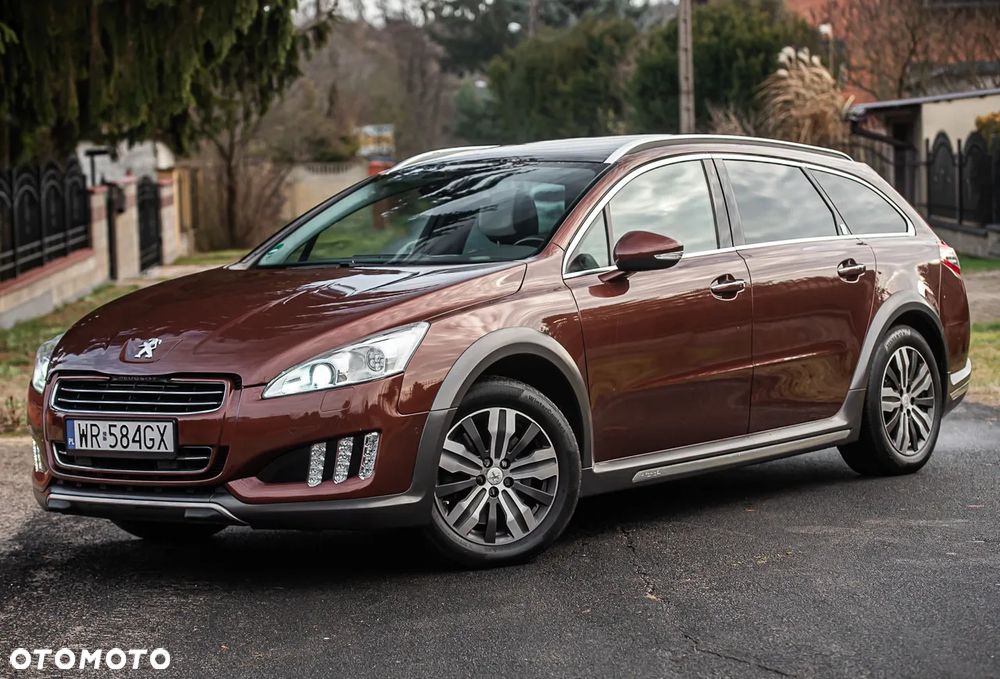 Peugeot 508 RXH Hybrid4 - 12