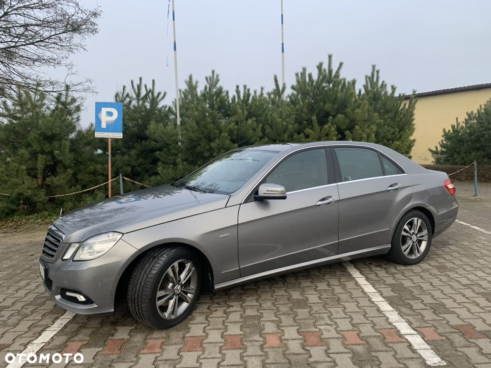 Mercedes-Benz Klasa E 350 CDI BlueEff Avantgarde - 6