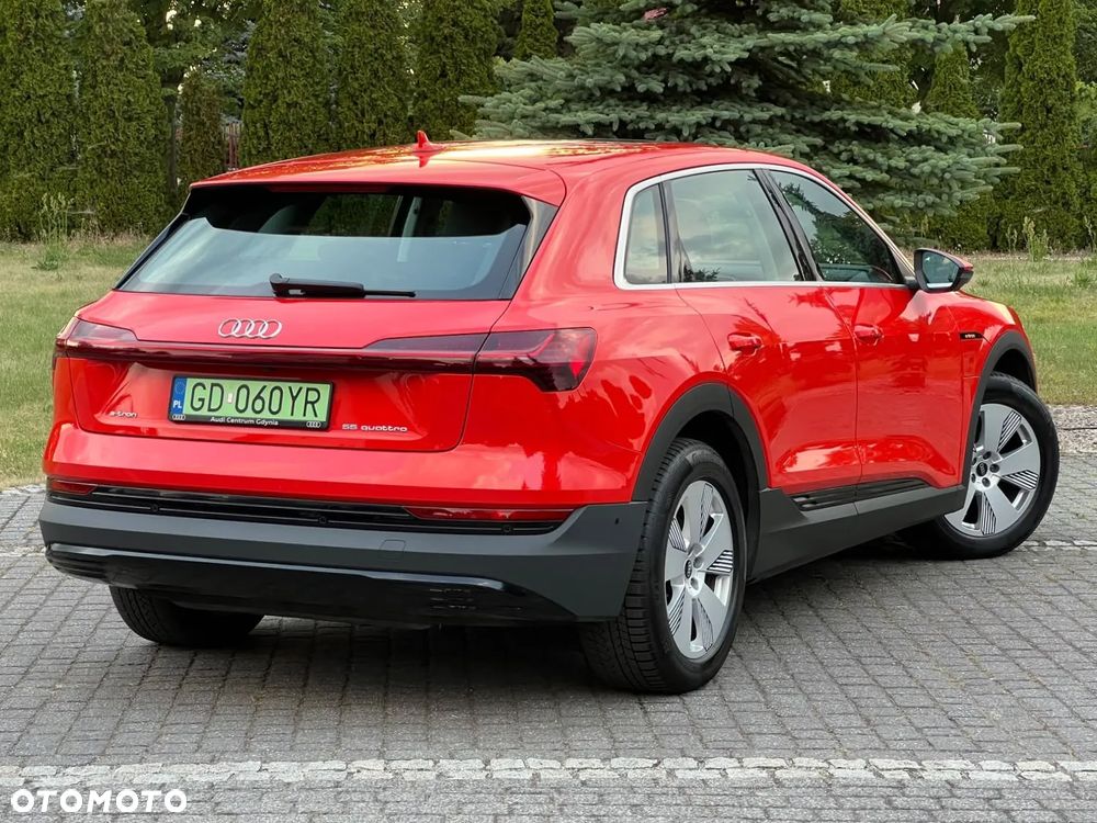 Audi e-tron - 7