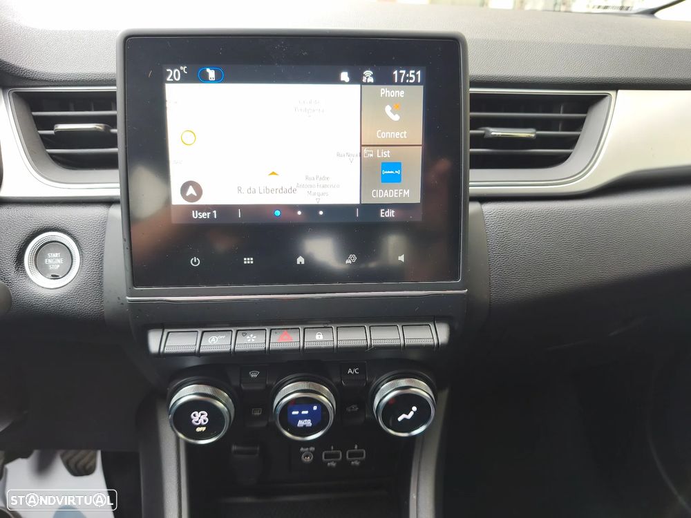 Renault Captur 1.0 TCe Techno Bi-Fuel - 11
