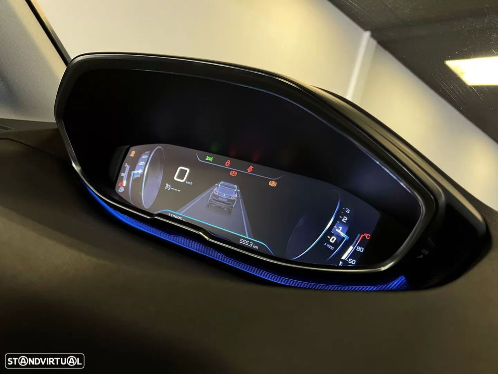 Peugeot 3008 1.2 PureTech Allure Pack - 27