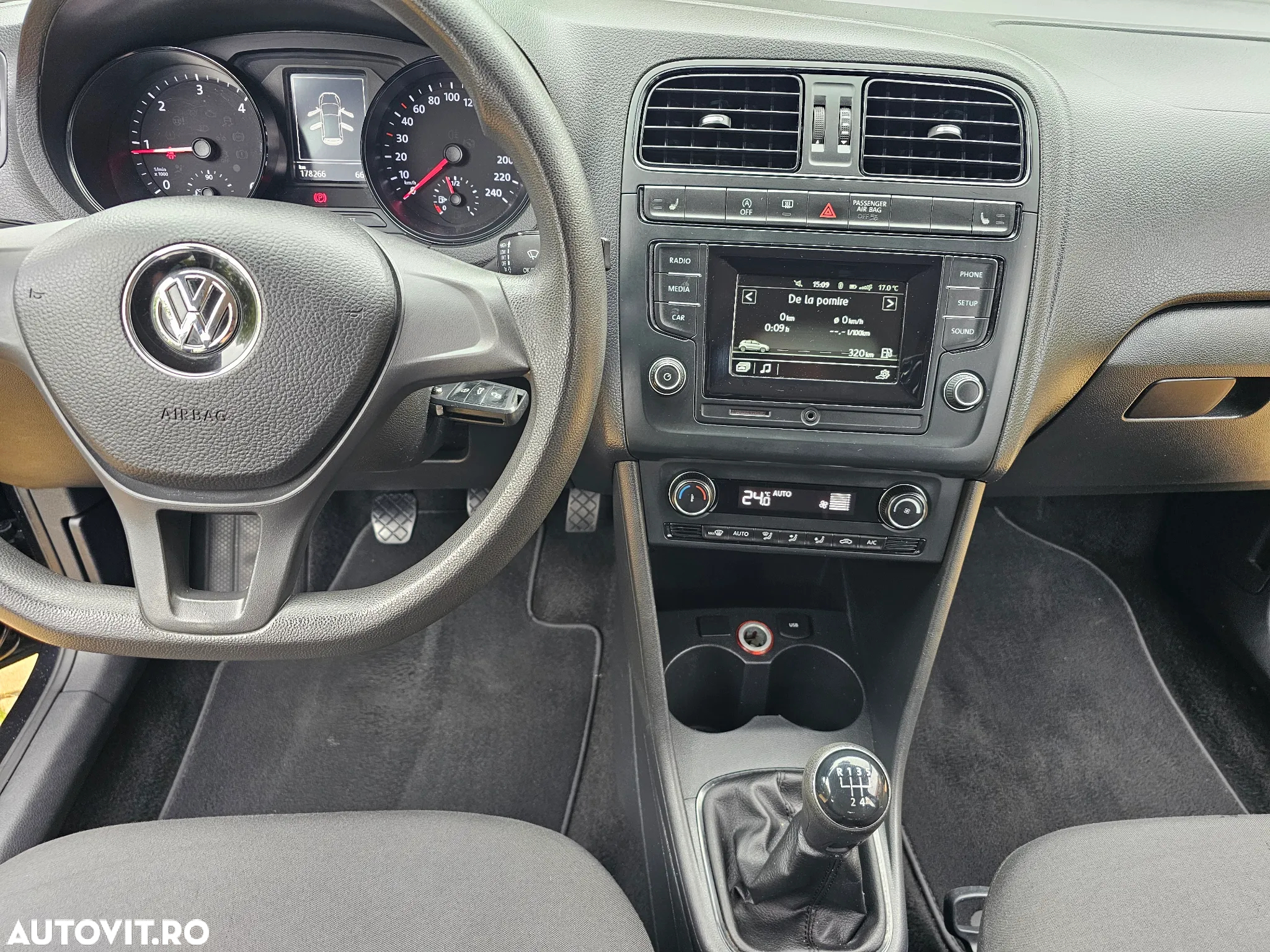 Volkswagen Polo 1.4 TDI (Blue Motion Technology) Comfortline - 6