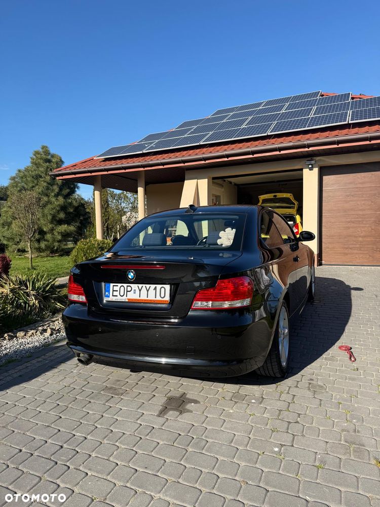 BMW Seria 1 120d Edition Sport - 11