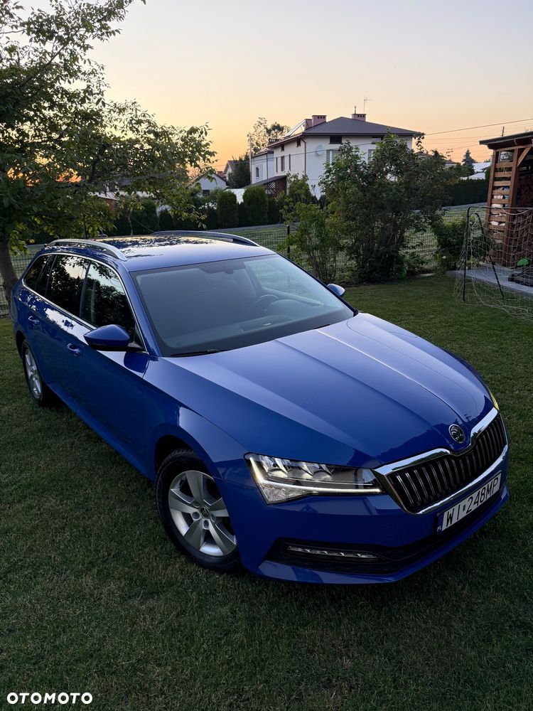 Skoda Superb 2.0 TDI SCR Ambition DSG - 9