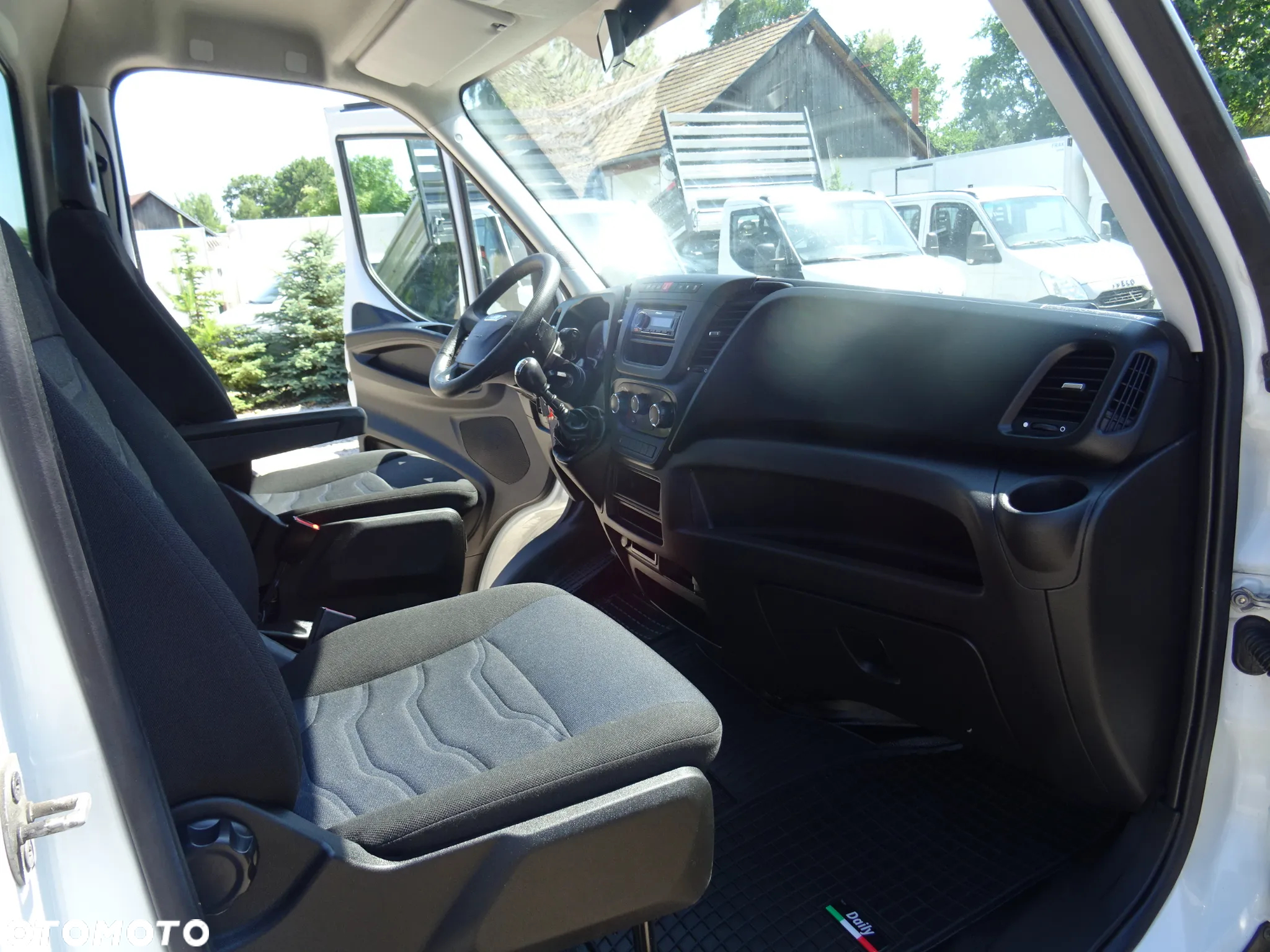 Iveco 35c15 Wywrotka 3-stronna 3,0 HPi 150KM Pikna Oryginał - 26