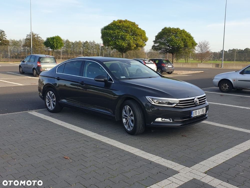 Volkswagen Passat 2.0 TDI SCR Comfortline - 2
